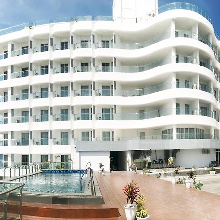 Labersa Hotel & Convention Center Samosir Sinapuran Exteriér fotografie